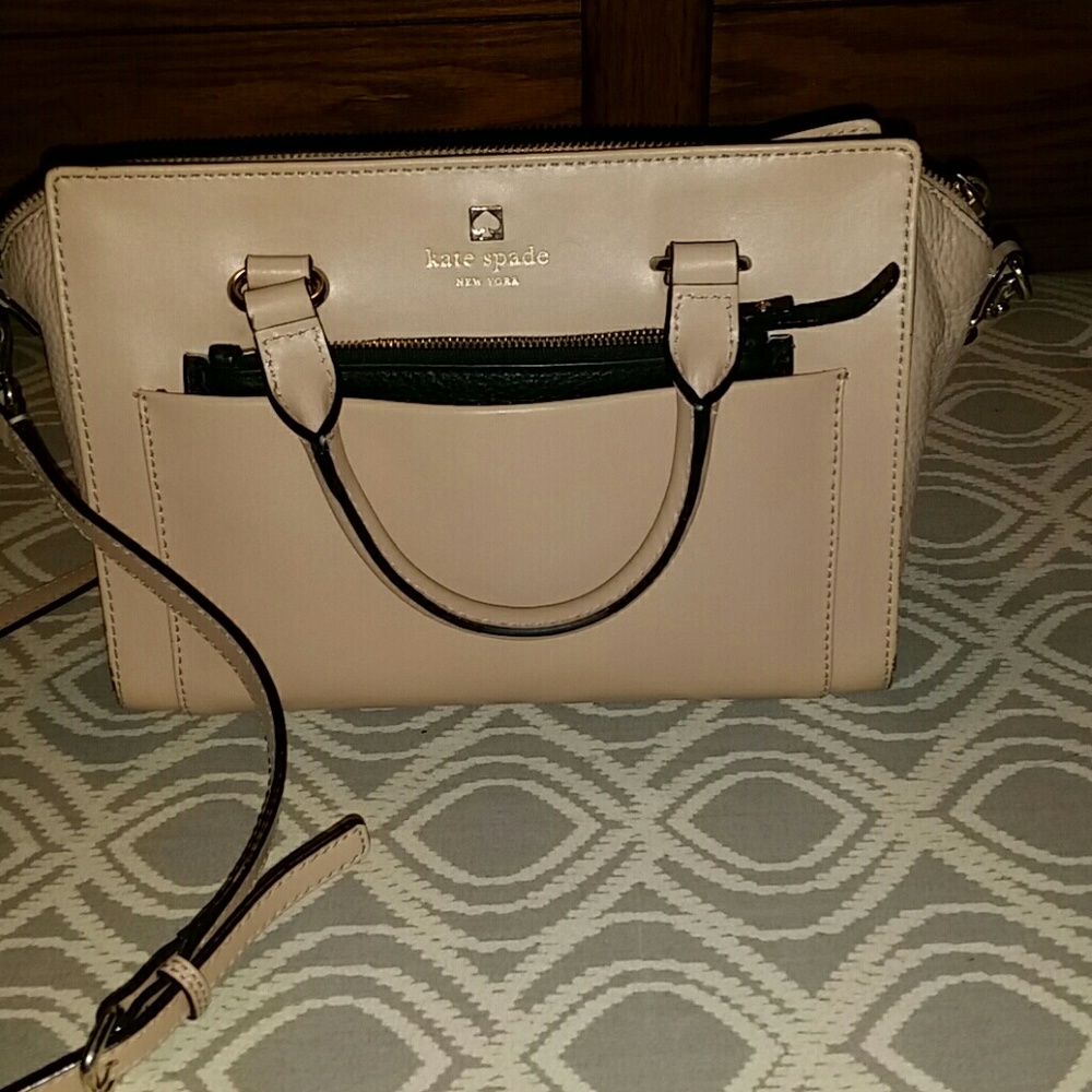 Small kate spade handbag